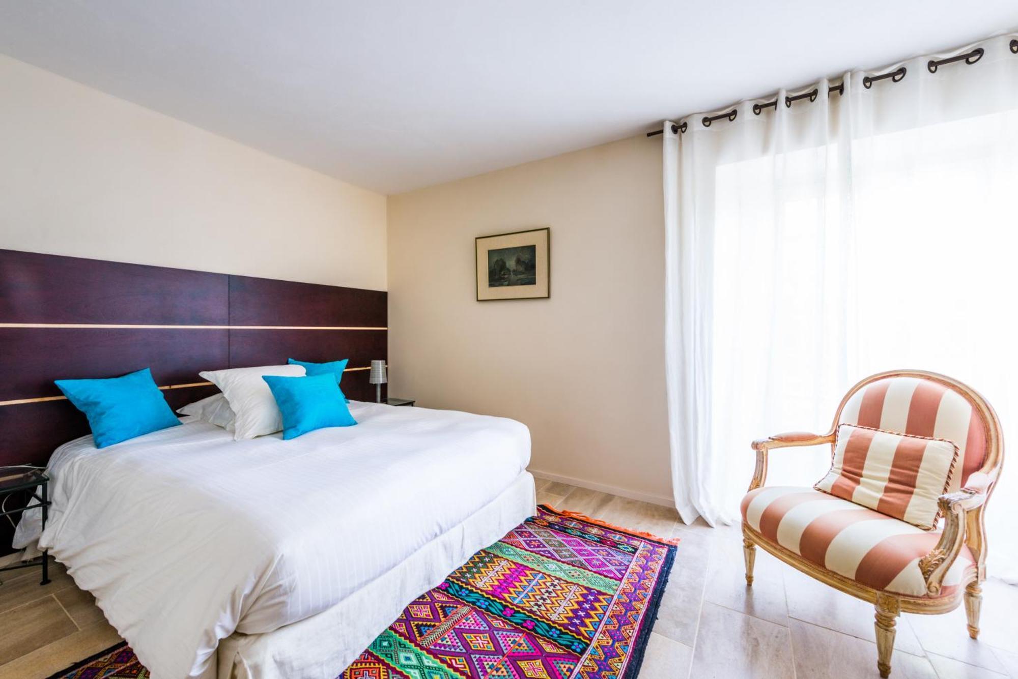 Clessé Hotel-Restaurant Le Chateau De Besseuil, Macon Nord - Teritoria מראה חיצוני תמונה