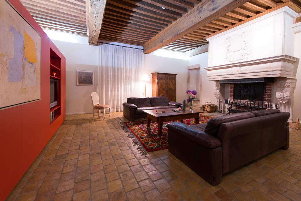 Clessé Hotel-Restaurant Le Chateau De Besseuil, Macon Nord - Teritoria מראה חיצוני תמונה